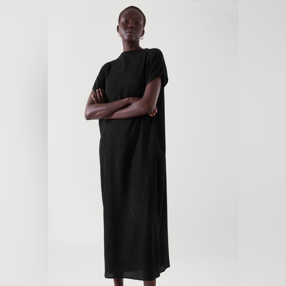 COS Long Crinkled Minimalist Dress Black Size Small Excellent Condition - Picture 5 of 13